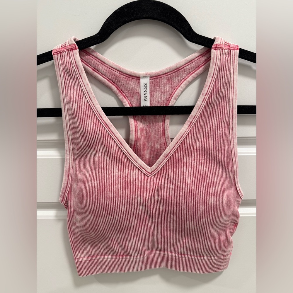 NWOT Zenana Washed Ribbed Seamless Racerback Tank w/ Bra Pad - Picture 2 of 3